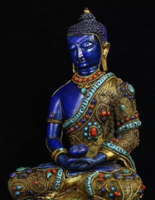 Bhaisajyaguru Statue